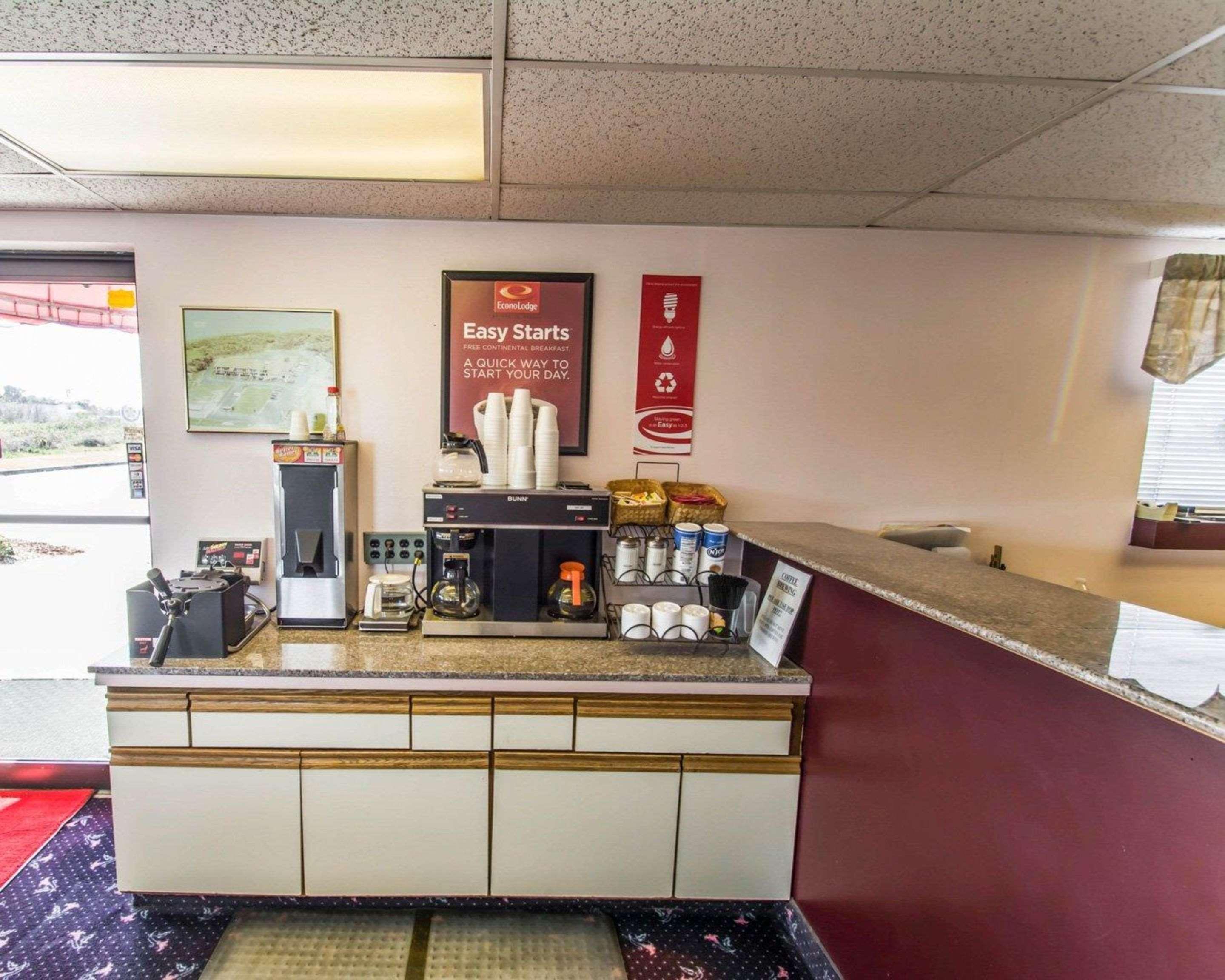 Econo Sebring Avon Park