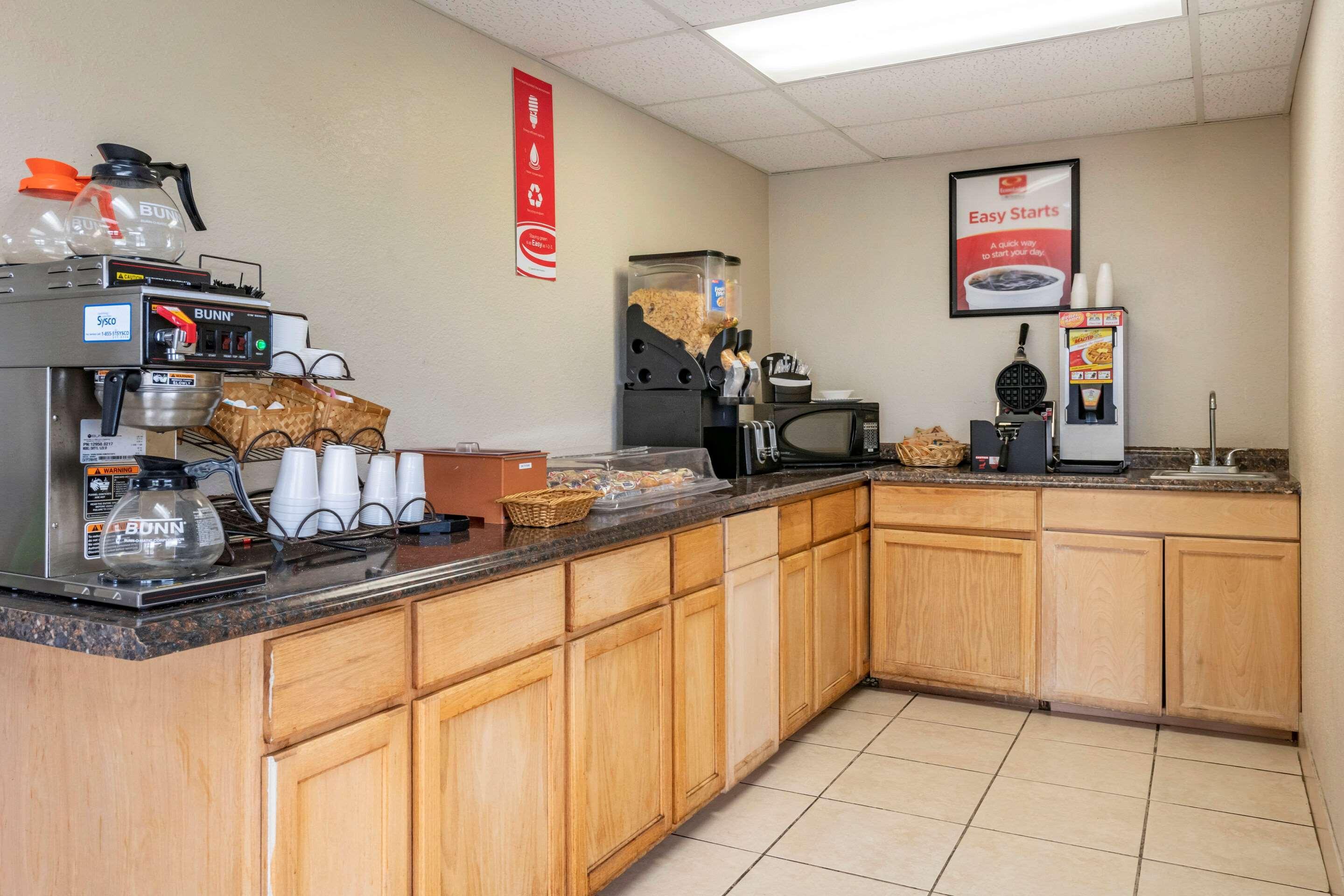 Lodge Econo Sebring